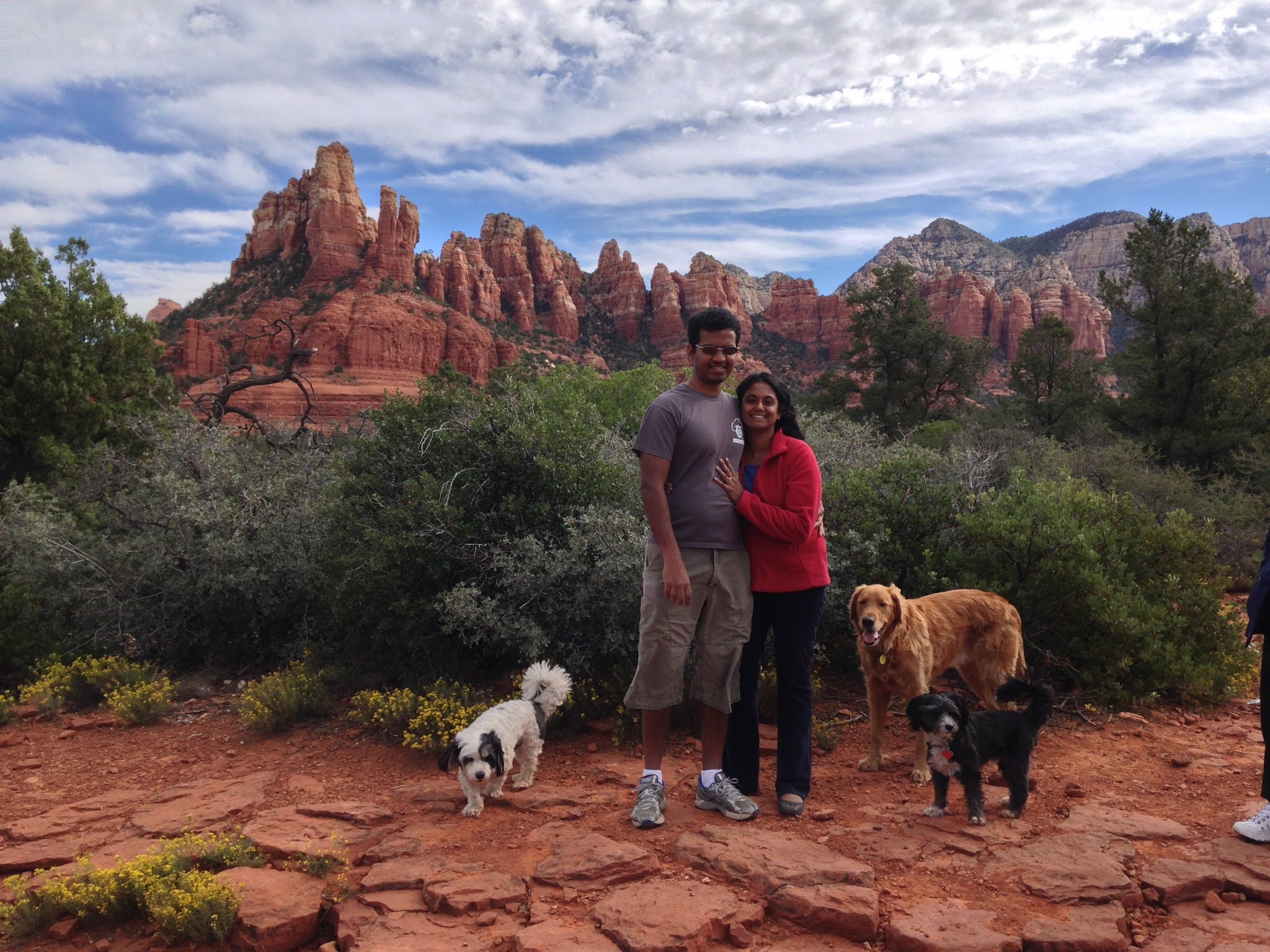 Family hiking in Sedona